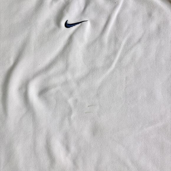 Y2K Nike Center Swoosh Tank White and Navy - Picture 3 of 6